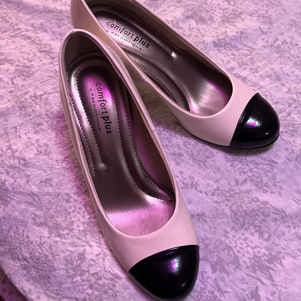 Comfort Plus by Predictions Black and White Loafers